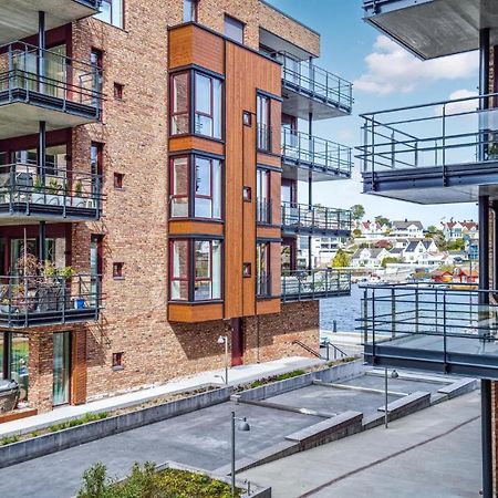 Awesome Apartment In Kristiansand With Wifi Luaran gambar