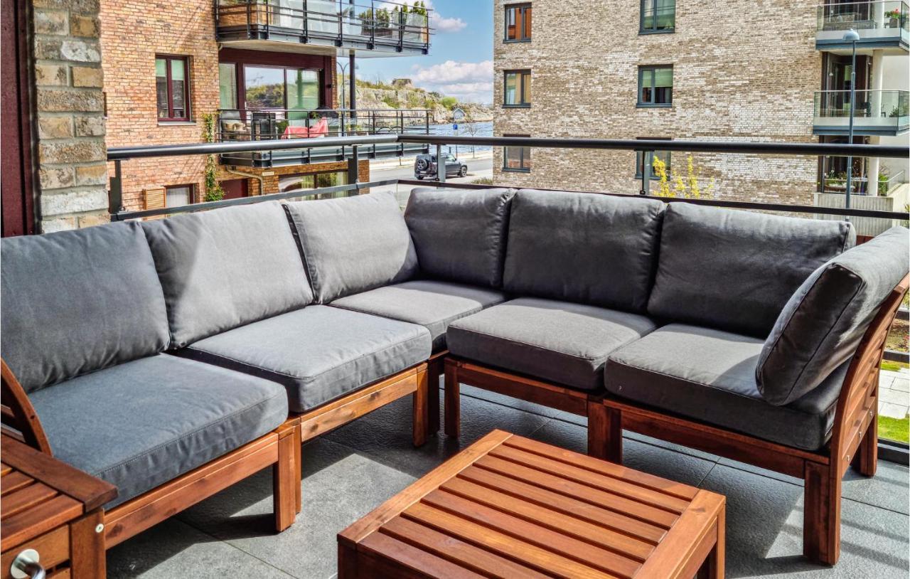 Awesome Apartment In Kristiansand With Wifi Luaran gambar