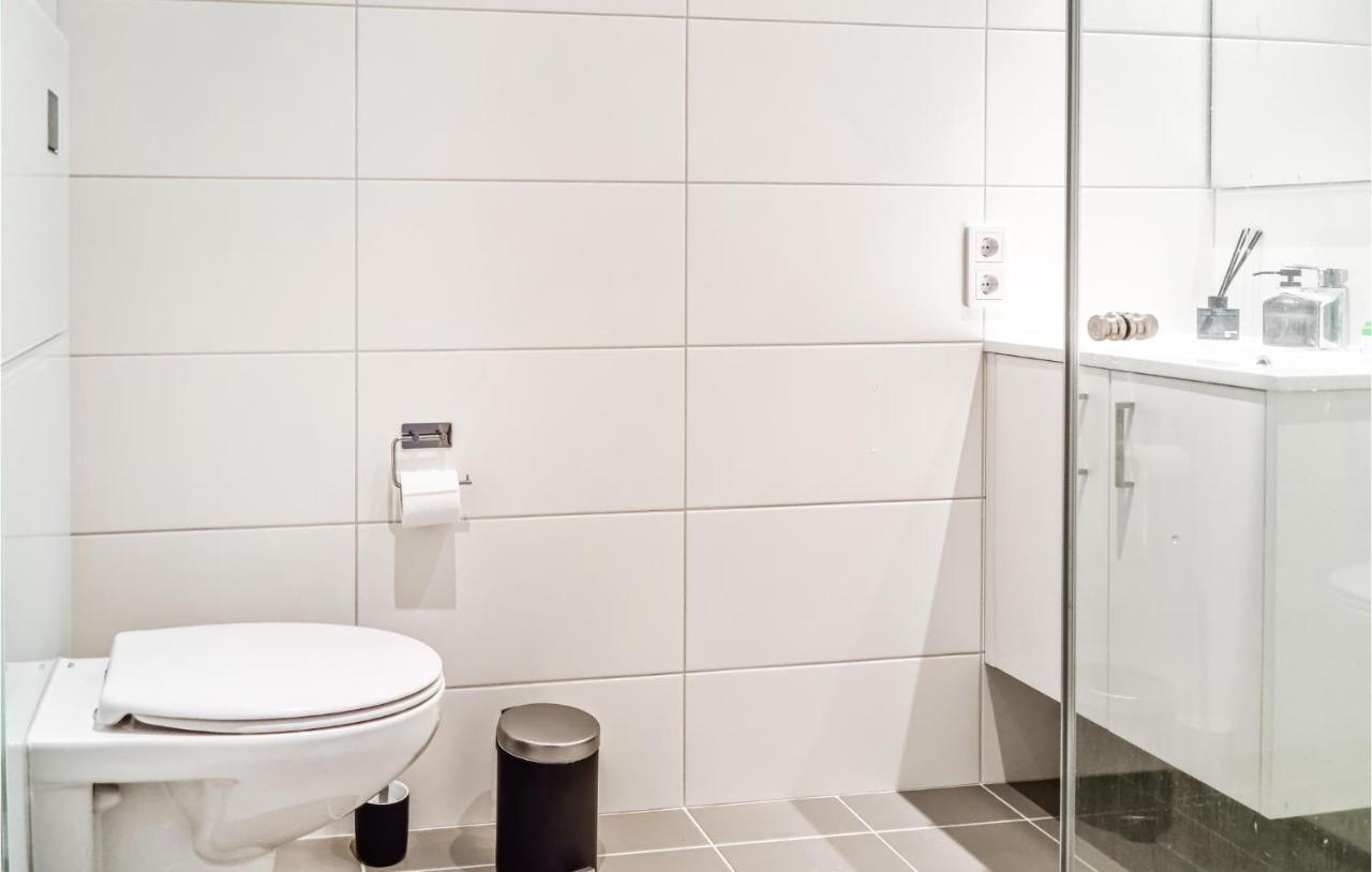 Awesome Apartment In Kristiansand With Wifi Luaran gambar